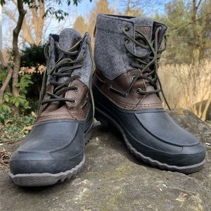 MEN'S DECOY WOOL DUCK BOOT IN GREY BY SPERRY 11